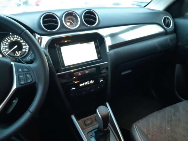 Suzuki Vitara 1.4i 95kw hybrid automat 4x4 2021 - Image 2