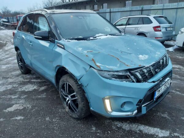 Suzuki Vitara 1.4i 95kw hybrid automat 4x4 2021 - Image 8