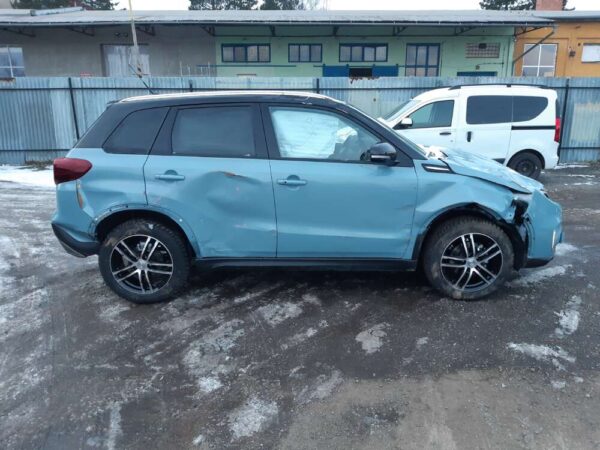 Suzuki Vitara 1.4i 95kw hybrid automat 4x4 2021 - Image 10