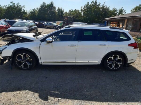 Citroën C5 CrossTourer 2.2 HDI 150kw automat 2015 - Image 8