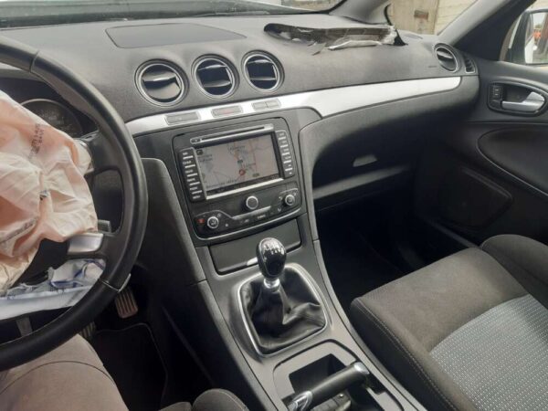 Ford S-Max 1.6 118 kw EcoBoost manuál 2015 - Image 3