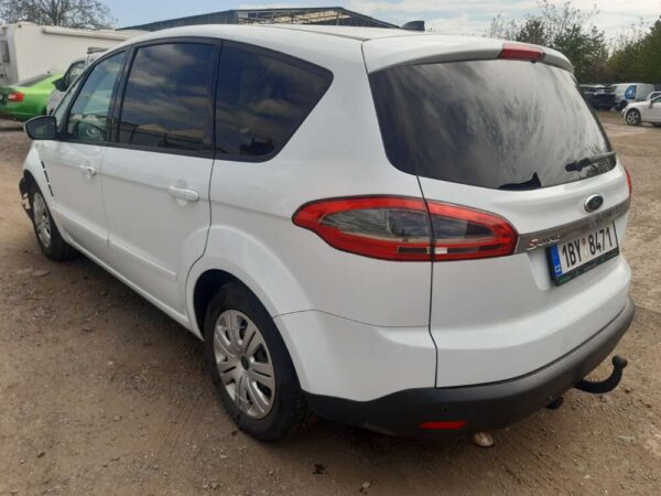 Ford S-Max 1.6 118 kw EcoBoost manuál 2015 - Image 12