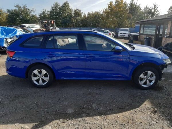 Škoda Octavia Kombi 1.5 TSI 110kw 2022 - Image 6