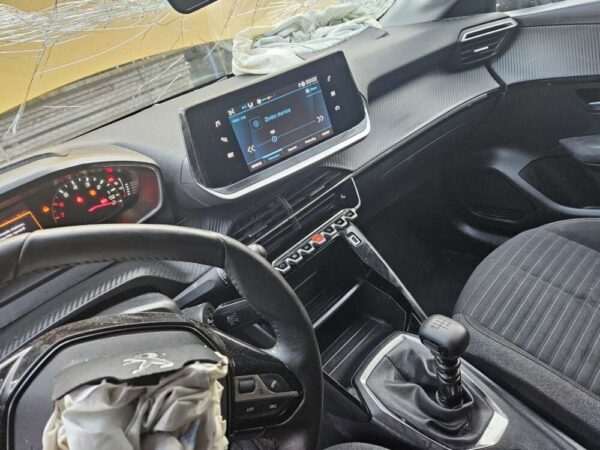 Peugeot 208 1.2 74kw 2023 - Image 6
