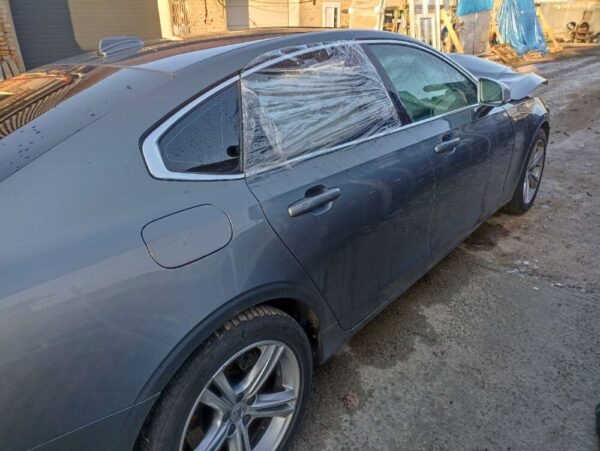Volvo S90 2.0 T8 235kw Twin Engine AWD 2018 - Image 14