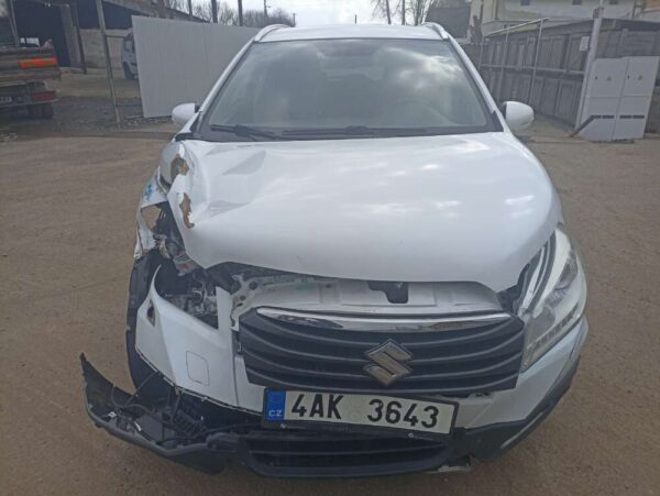 Suzuki SX4 S-Cross 1.6 D 88kw 4x4 2014 (Kopírovat) - Image 6