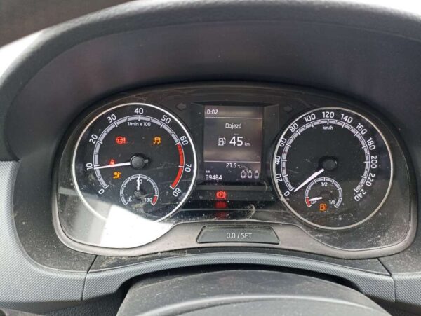 Škoda Fabia Kombi 1.0 TSI 70kw Klima 2021 ČR - Image 2