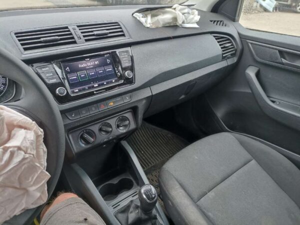 Škoda Fabia Kombi 1.0 TSI 70kw Klima 2021 ČR - Image 3