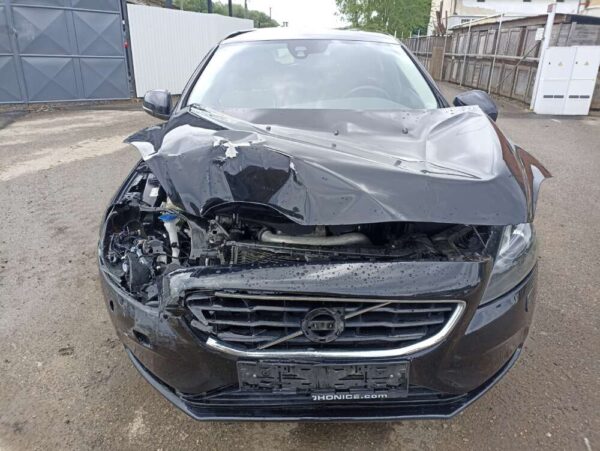 Volvo V40 1.6D 84kw Momentum 2014 - Image 9