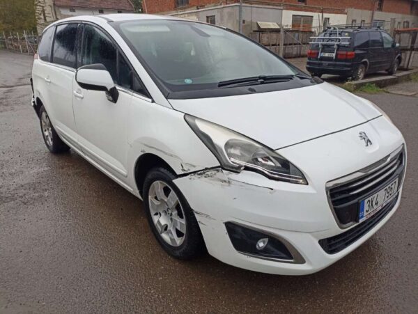 Peugeot 5008 1.6i 88kw 2014 - Image 10