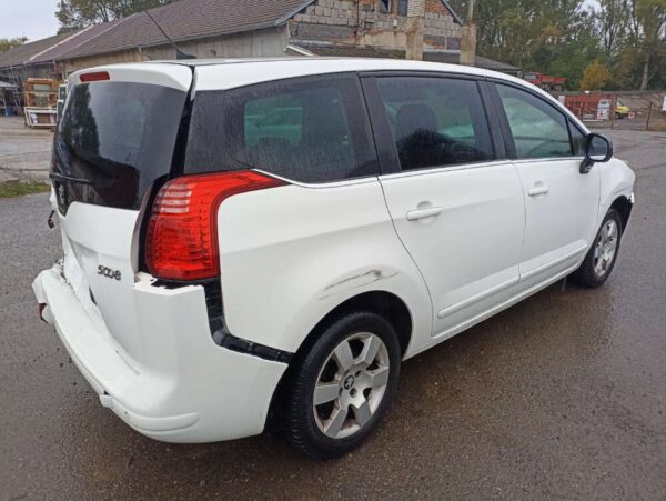 Peugeot 5008 1.6i 88kw 2014 - Image 12