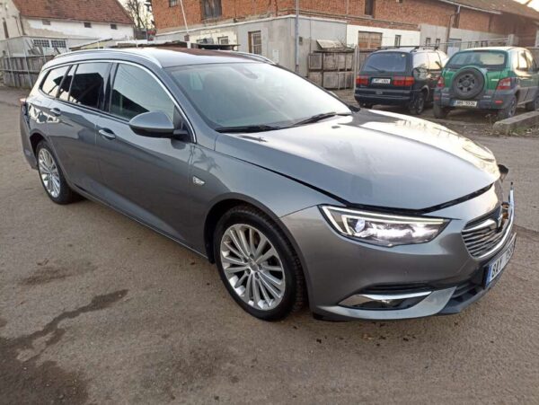 Opel Insignia Innovation 2.0 CDTi 125kw 4x4 2017 ČR - Image 8