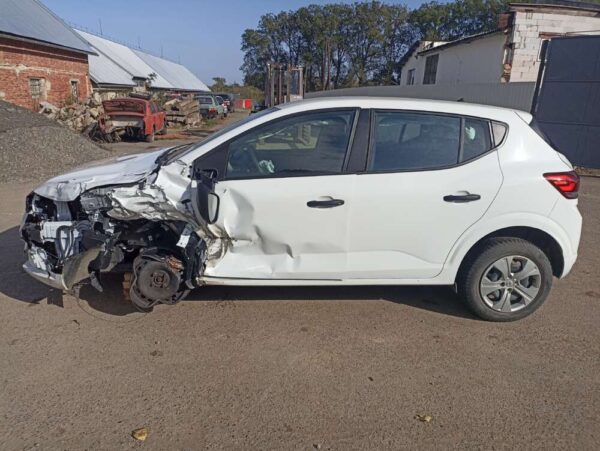 Dacia Sandero 1.0 67kw LPG Klima 2022 - Image 13