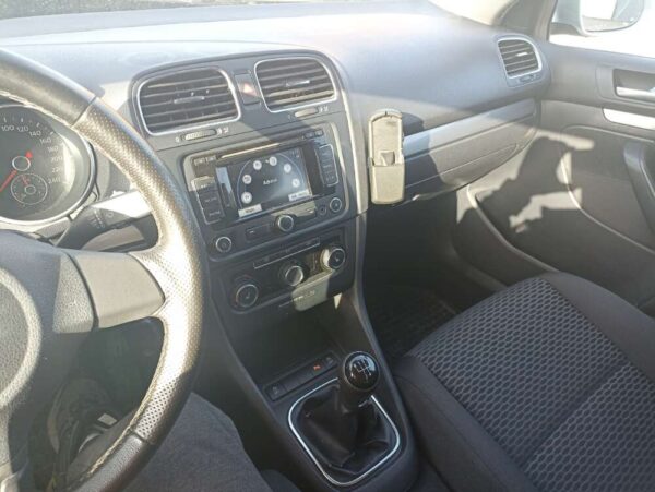 Volkswagen Golf 1.6 TDI 77kw 2013 - Image 2