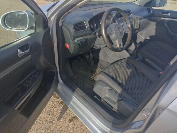 Volkswagen Golf 1.6 TDI 77kw 2013 - Image 4