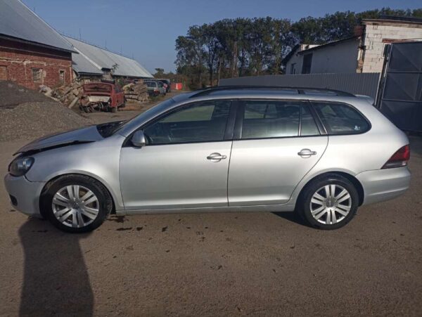Volkswagen Golf 1.6 TDI 77kw 2013 - Image 5