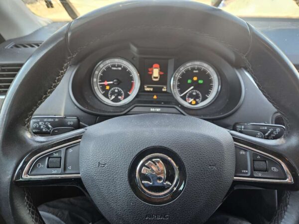 Škoda Octavia 2.0 TDI 110kw DSG Style 2019 - Image 2