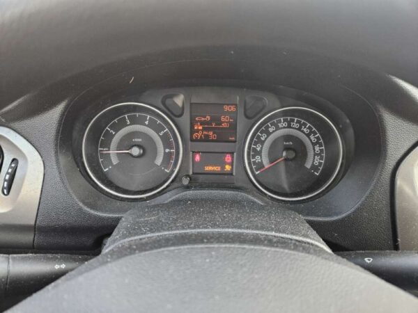 Peugeot 301 1.2 60kw 2017 ČR - Image 2