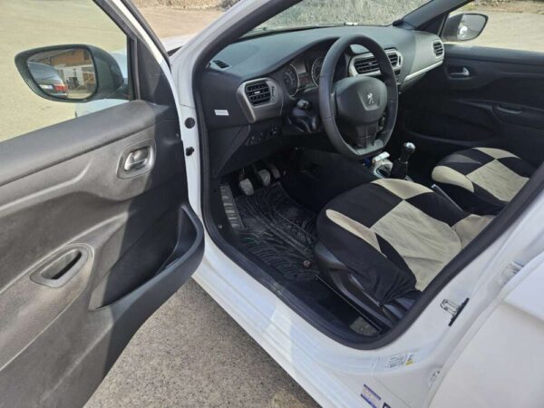 Peugeot 301 1.2 60kw 2017 ČR - Image 4