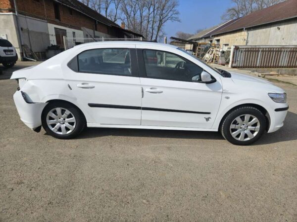 Peugeot 301 1.2 60kw 2017 ČR - Image 9