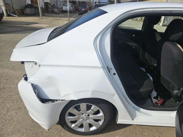 Peugeot 301 1.2 60kw 2017 ČR - Image 13