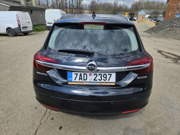 Opel Insignia 2.0 CDTI 103 kw manuál 2014 - Image 11