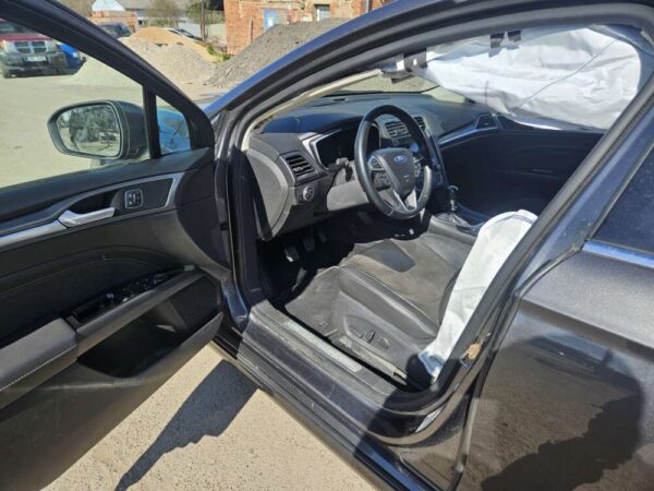 Ford Mondeo 2.0 TDCI 132kw Titanium 2015 - Image 17