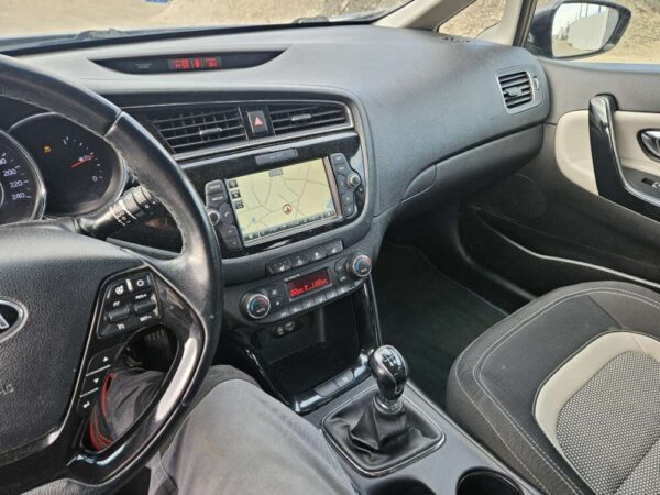 Kia Ceed 1.4 73kw 2016 - Image 4